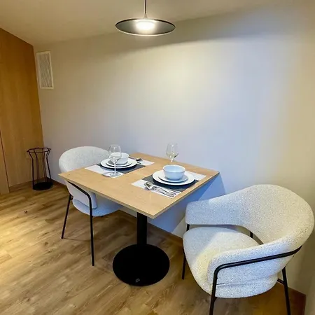 Deluxe Apartamento *