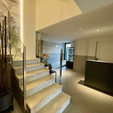 アパート Deluxe サンシェンショ